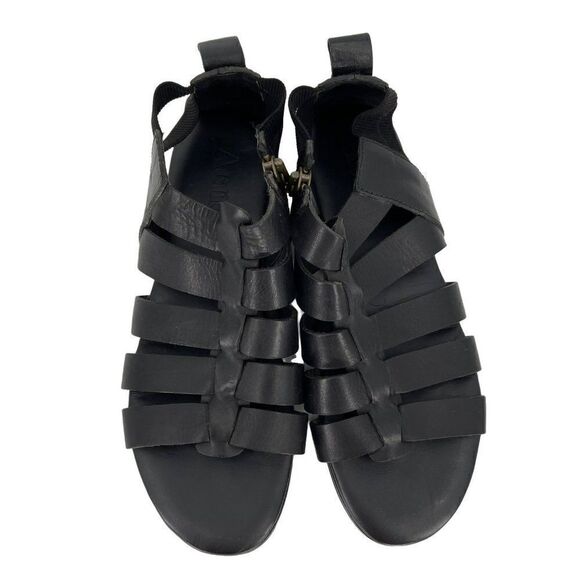 Acne Studios Tour Low Black Leather Greek Cushioned Sandals Men EU 42 US 9 - Picture 1 of 12